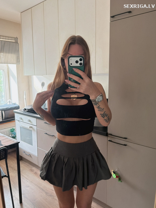 Elina real photos