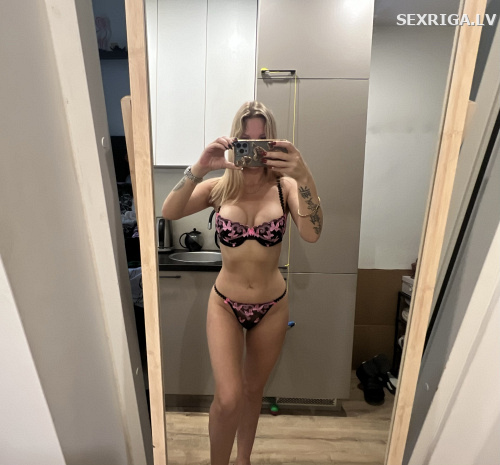 Elina real photos